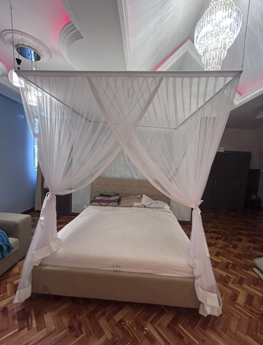 Mosquitoe nets - Main Image