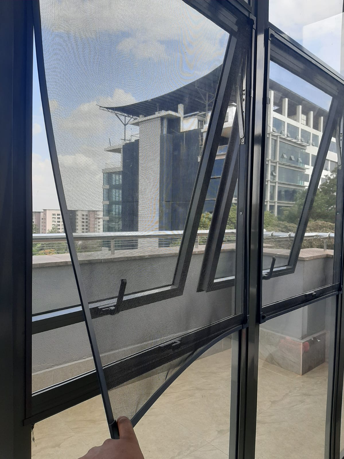 Magnetic mosquito window net