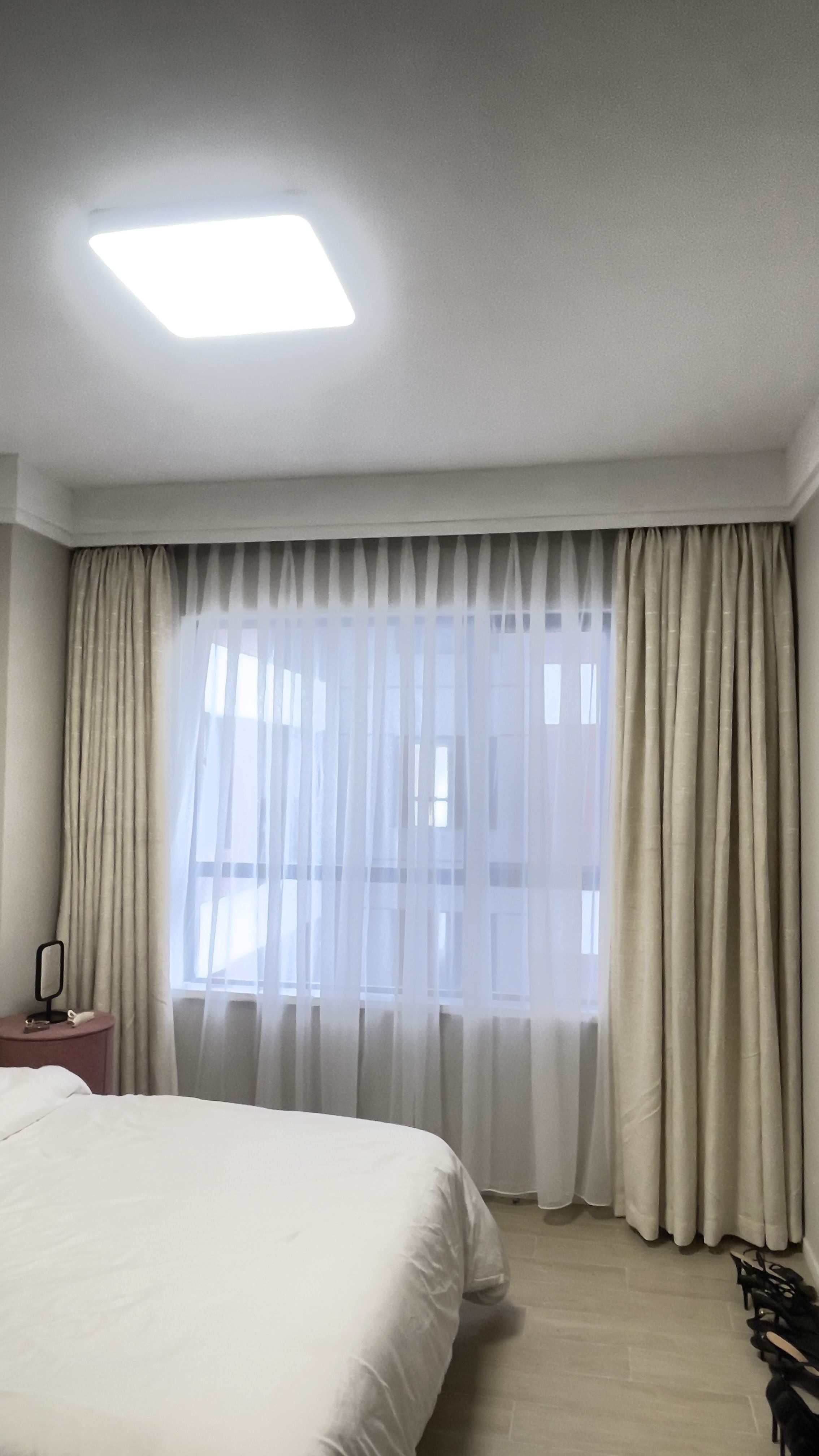 Permanent 3 Pleats Curtains - Gallery Image