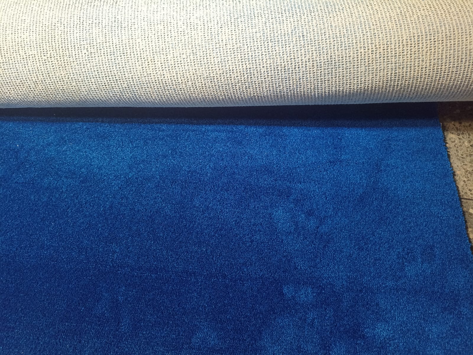 Wall to Wall Carpet installation in living room